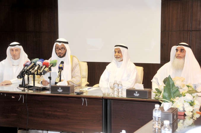 دعبدالله المعتوق متحدثا خلال المؤتمر الصحافي للحملة الاغاثية	محمد هاشم﻿
