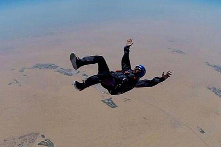 بالفيديو والصور.. مغامرات شاب سعودي تدهش متابعيه