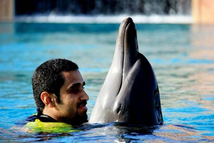 بالفيديو والصور.. مغامرات شاب سعودي تدهش متابعيه