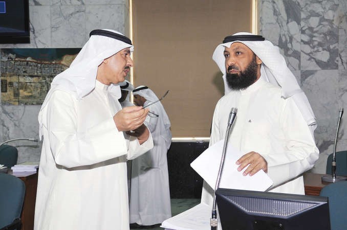 حديث مشترك بين م احمد الصبيح ومانع العجمي ﻿