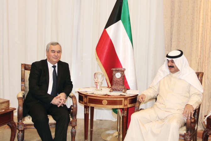 وكيل الخارجية خالد الجارالله خلال لقائه مع نائب وزير خارجية جمهورية طاجيكستان د نظام الدين زاهدي﻿