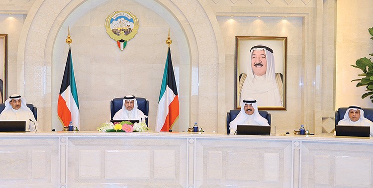 سمو الشيخ جابر المبارك مترئسا اجتماع مجلس الوزراء بحضور الشيخ صباح الخالد والشيخ محمد الخالد والشيخ خالد الجراح