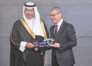 تكريم مصطفى الاغا﻿