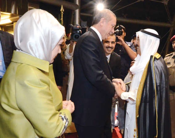 صاحب السمو الامير الشيخ صباح الاحمد مرحبا بالرئيس التركي وحرمه﻿