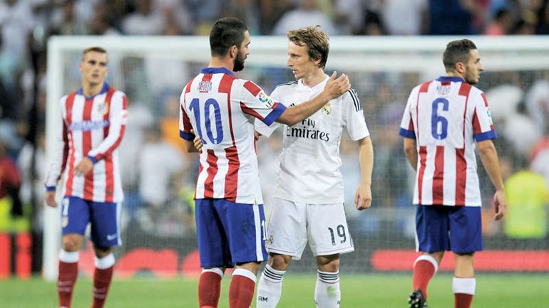 قطبا مدريد معرضان لنفس عقوبة برشلونة