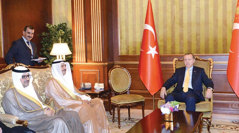 الرئيس اردوغان يلتقي وفد مجموعة بيتك 