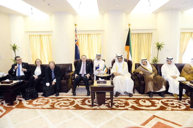 نائب رئيس مجلس الامة بالانابة مبارك الخرينج خلال استقباله رئيس وزراء نيوزيلندا والوفد المرافق لههاني الشمري