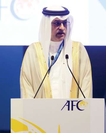 الشيخ سلمان بن ابراهيم يتحدث للحاضرين	 رويترز﻿