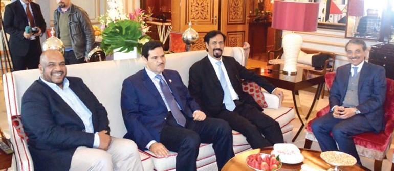 ممثل سمو رئيس الوزراء الشيخ جابر المبارك الشيخ سلمان الحمود لدى وصوله الى ايطاليا وفي استقباله الشيخ علي الخالد والقنصل عبدالناصر بوخضور 