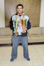البطل الذهبي الواعد عبداللطيف الدعي 