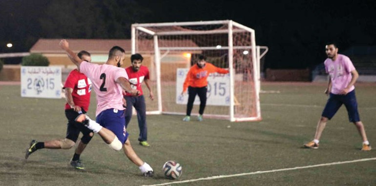 محاولة تسديد على المرمى