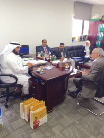 الوفد البريطاني ومدير ادارة الاعلام الديني﻿