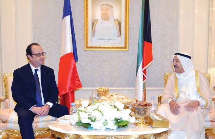 الأمير استقبل الرئيس الفرنسي