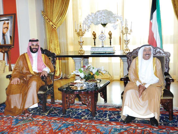 صاحب السمو الامير الشيخ صباح الاحمد لدى استقباله صاحب السمو الملكي الامير محمد بن سلمان بن عبدالعزيز ولي ولي العهد النائب الثاني لرئيس مجلس الوزراء وزير الدفاع السعودي