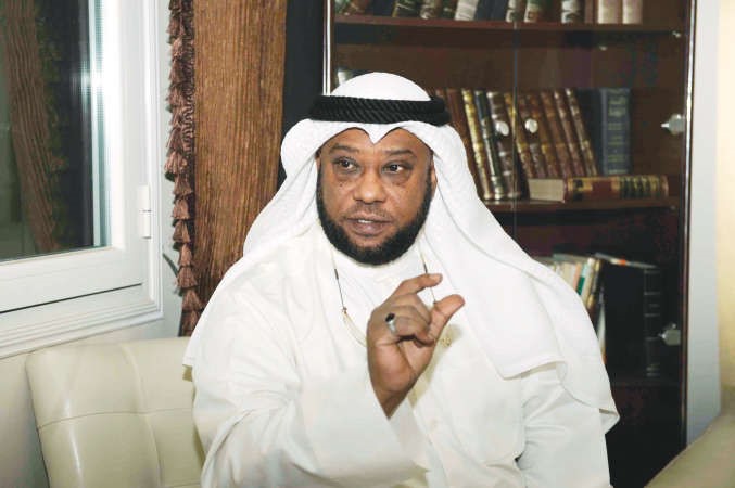 د.سعد العنزي: «عاصفة الحزم» جاءت في وقت حازم لرد الحق لأصحابه الشرعيين ولو تأخرت لضاع الحق