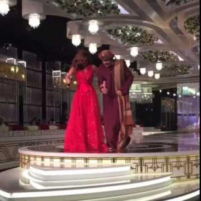 بالفيديو.. عبدالله بالخير يرقص ويغني مع نجوى كرم