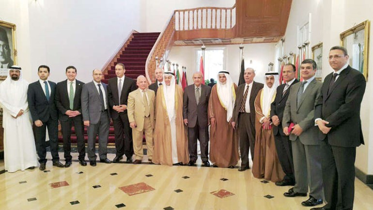 المستشار يوسف المطاوعة والمستشار محمد بن ناجي والمستشار ابراهيم السيف خلال اللقاء مع رئيس مجلس الدولة المصريناصر عبدالسيد﻿