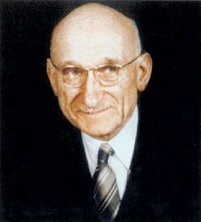 وزير الخارجية الفرنسي روبرت شومان ﻿