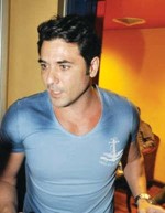 احمد عز﻿