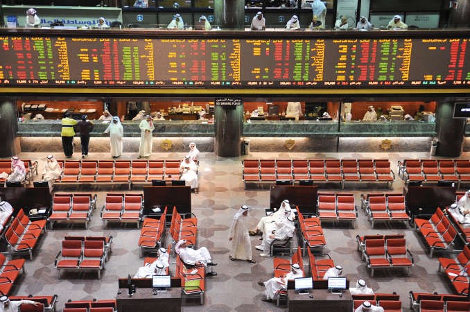 على الرغم من التذبذب في اداء البورصة الكويتية والخسائر التي لحقت باسعار الاسهم تماسكت القيمة السوقية لقطاع الصناعة وسط مجموعة من الحقائق الجديدةقاسم باشا﻿