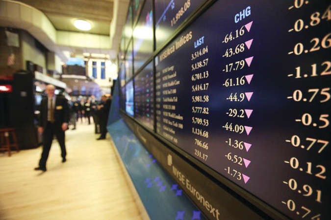 «الوطني»: الدولار يخسر زخمه مقابل العملات وتبدد التوقعات برفع الفائدة في يونيو