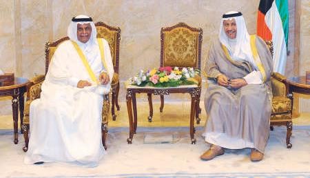سمو الشيخ جابر المبارك لدى استقباله نائب رئيس الوزراء ووزير الطاقة القطري السابق عبدالله العطية﻿