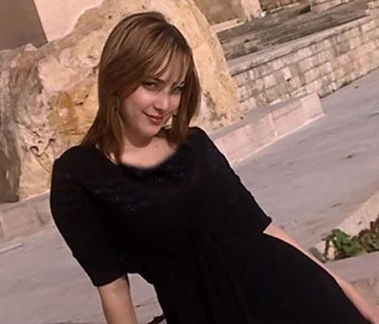 بالصور.. بسمة بوسيل تحتفل بعيد ميلادها مع والدتها.. وتبهر الجمهور برشاقتها