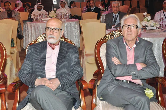  دستيوارت ووكر ودسام سالك