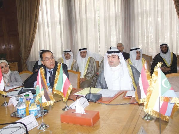 ياسر ابل مترئسا وفد الكويت في الاجتماعناصر عبدالسيد﻿