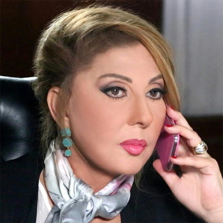 نادية الجندي تستعرض جمالها ورشاقتها على "إنستغرام"!
