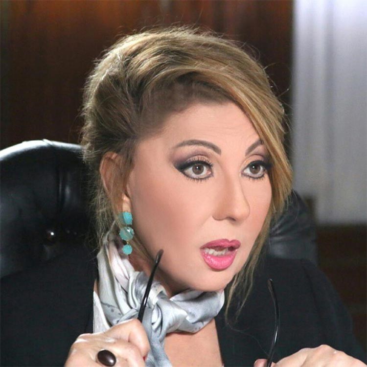 نادية الجندي تستعرض جمالها ورشاقتها على "إنستغرام"!