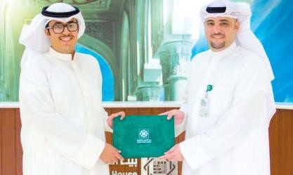  الرويح والزايد عقب توقيع الاتفاقية﻿