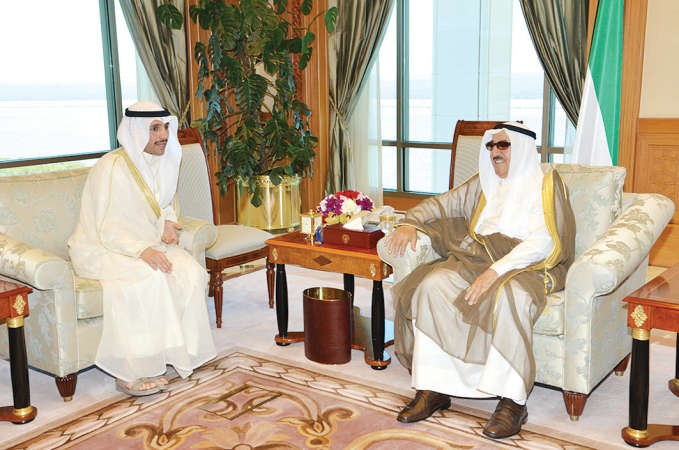 صاحب السمو الامير الشيخ صباح الاحمد مستقبلا مرزوق الغانم﻿