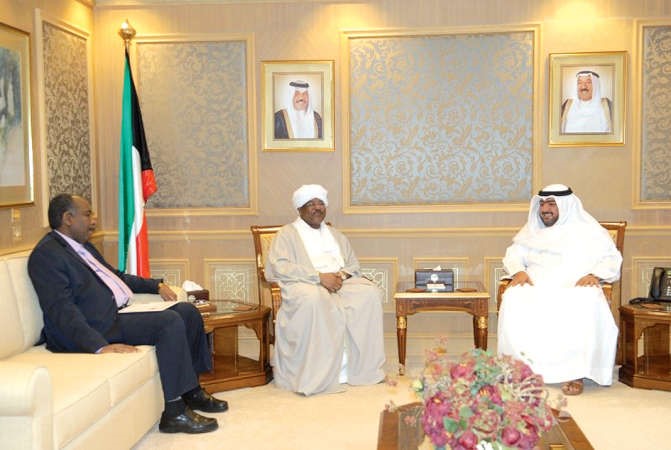 الشيخ ثامر العلي مستقبلا السفير السوداني 