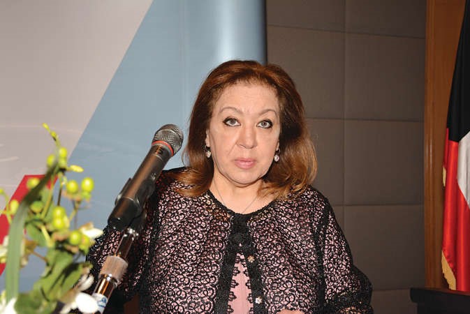ماجدة النقيب تلقي كلمة الجهاز المركزي لتكنولوجيا المعلومات ﻿