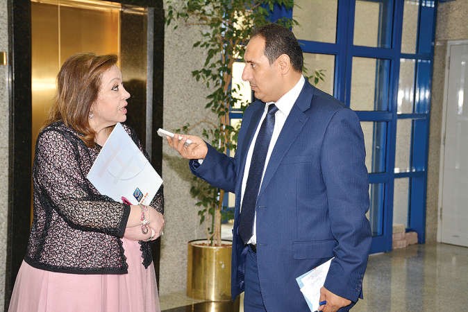 ماجدة النقيب متحدثة للزميل اسامة ابو السعود﻿