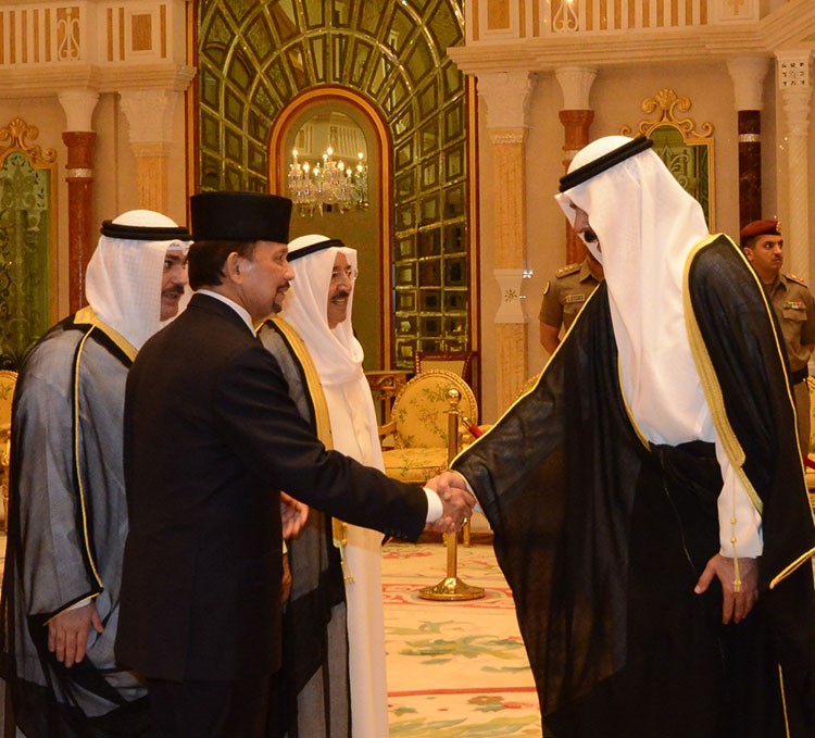 والشيخ محمد الخالد