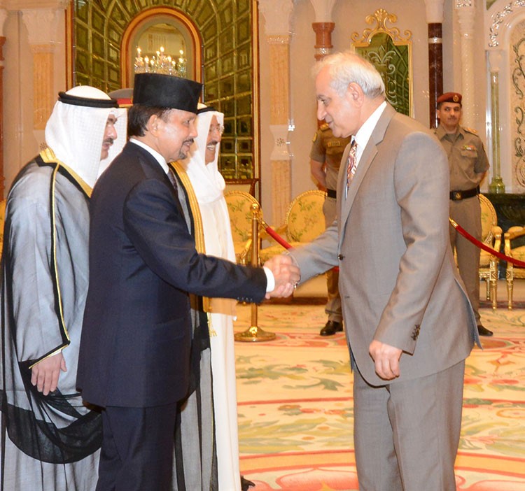 ومصافحا د بدر العيسى