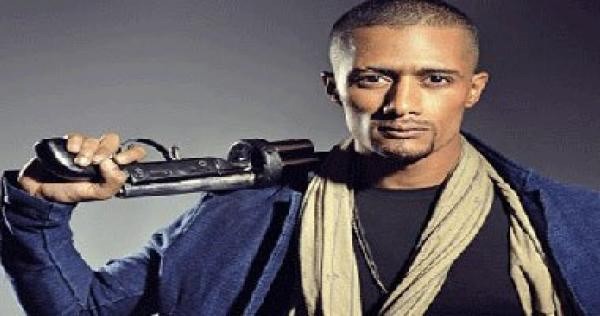 بالصور.. مشاجرة بين محمد رمضان و«حشاش» بسبب صورة وتهريب «رمضان» في سيارة أحد زملائه 