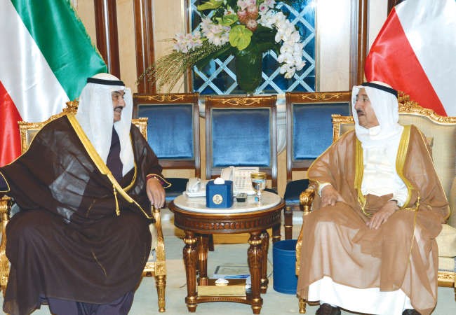 صاحب السمو الامير الشيخ صباح الاحمد اثناء استقباله سمو الشيخ ناصر المحمد 
﻿