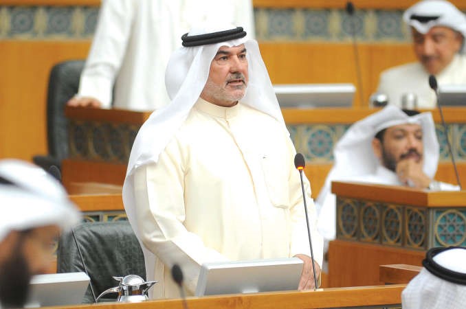 صالح عاشور﻿
