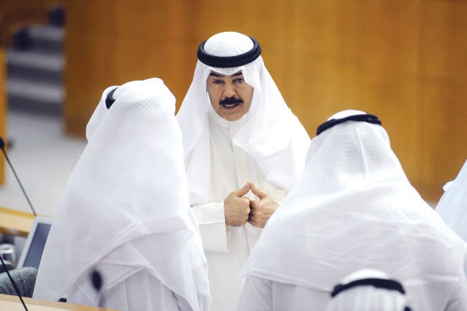 الشيخ محمد الخالد مع بعض النواب﻿
