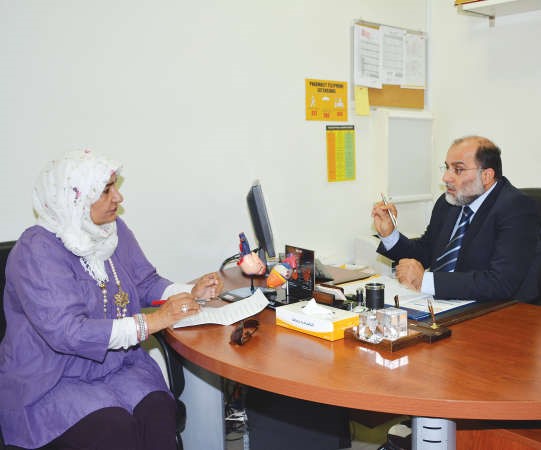 دسعد الكندري يحاور الزميلة زينب ابوسيدو	ريليش كومار﻿