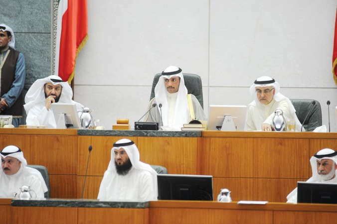 الرئيس الغانم ودعلي العمير واحمد لاري