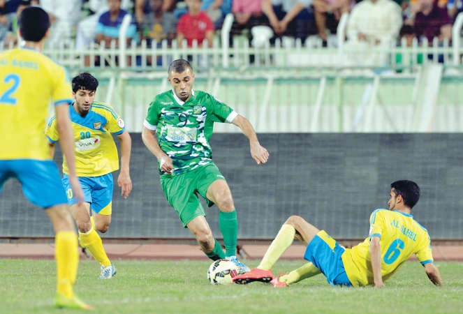 احمد هايل كان من نجوم العربيفي الموسم المنصرم الازرقكوم