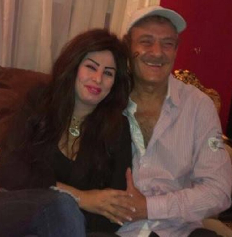 بالصور.. ضبط فنانة مصرية مسجلة دعارة مع نزيل خليجي في فندق.. ومشاهير تورطوا بالظهور معها