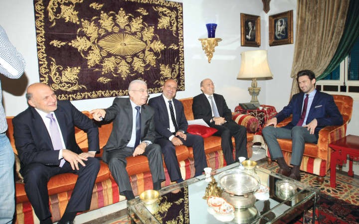 تيمور وليد جنبلاط مستقبلا وفد تكتل الاصلاح والتغيير امس محمود الطويل