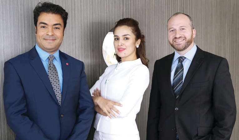 كوستاس سيليجناكس ولمياء السبتي واحمد عبدالله