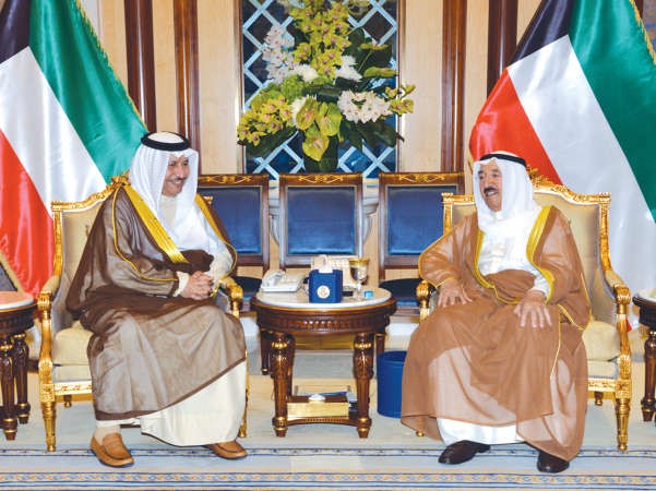 صاحب السمو الامير الشيخ صباح الاحمد مستقبلا سمو رئيس مجلس الوزراء الشيخ جابر المبارك﻿