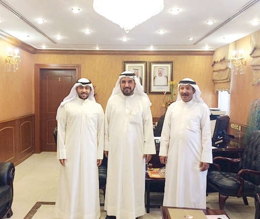 الخزي مستقبلا العنزي بحضور المعيوف﻿
